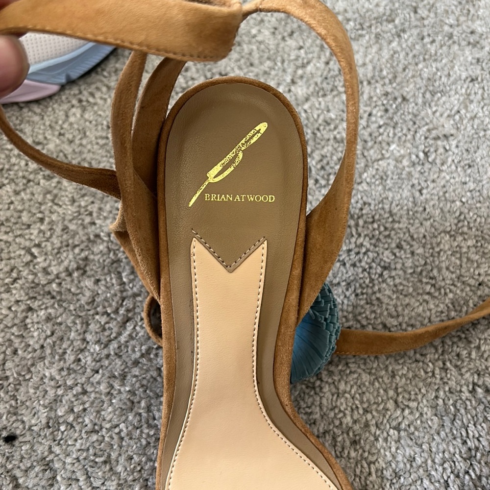 BRIAN ATWOOD SUEDE SANDALS SHOES SIZE 9 1/2 BRAND NEW - Picture 7 of 8